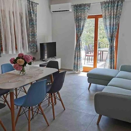 Deluxe Apartman “ Koromacna” Kneza Esterno foto