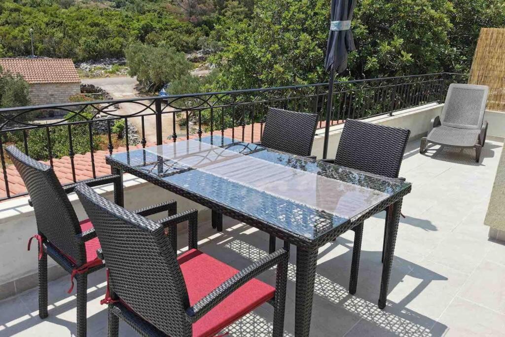 Deluxe Apartman “ Koromacna” Kneza Esterno foto