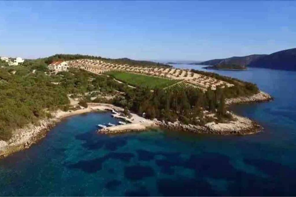 Deluxe Apartman “ Koromacna” Kneza Esterno foto