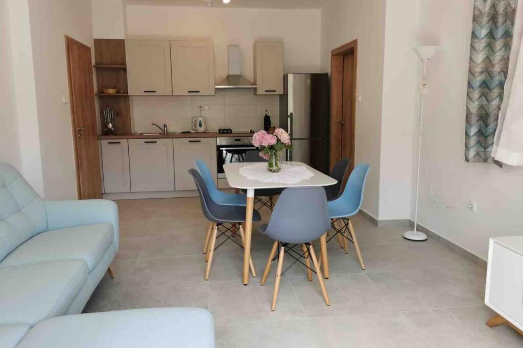 Deluxe Apartman “ Koromacna” Kneza Esterno foto